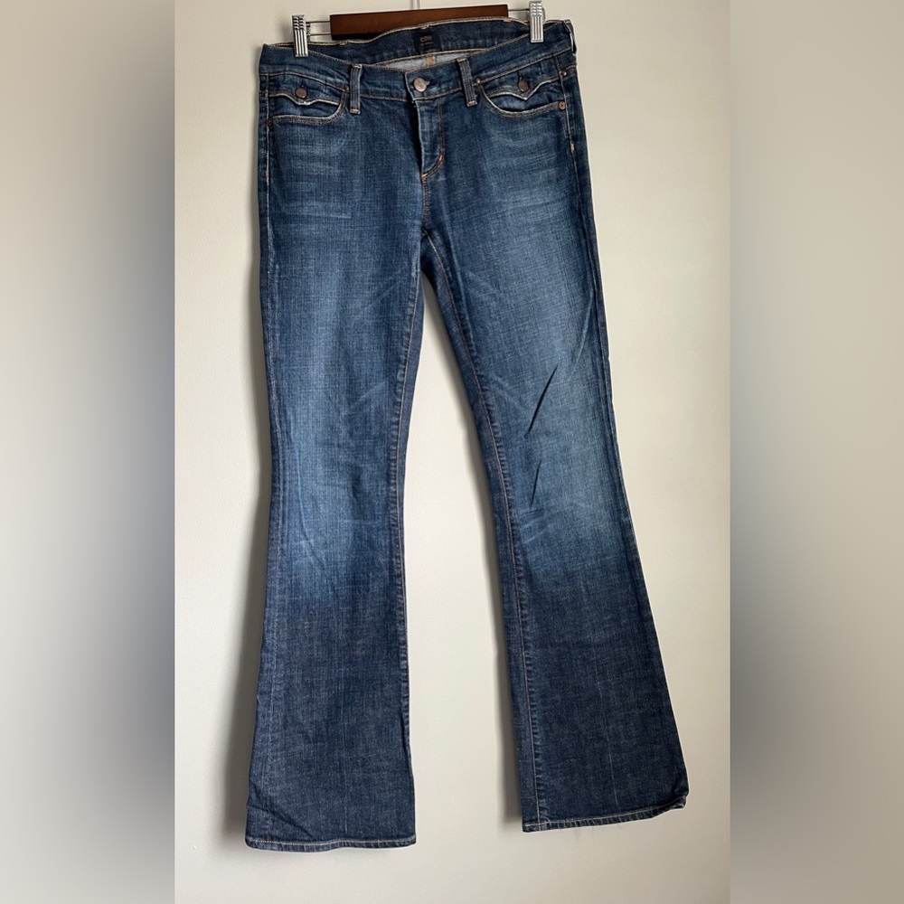 COH by Jerome Dahan Woman’s Blue Button Pockets Wash Low Rise Flare Leg Jeans 29